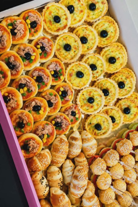 Plateaux salés et cocktails